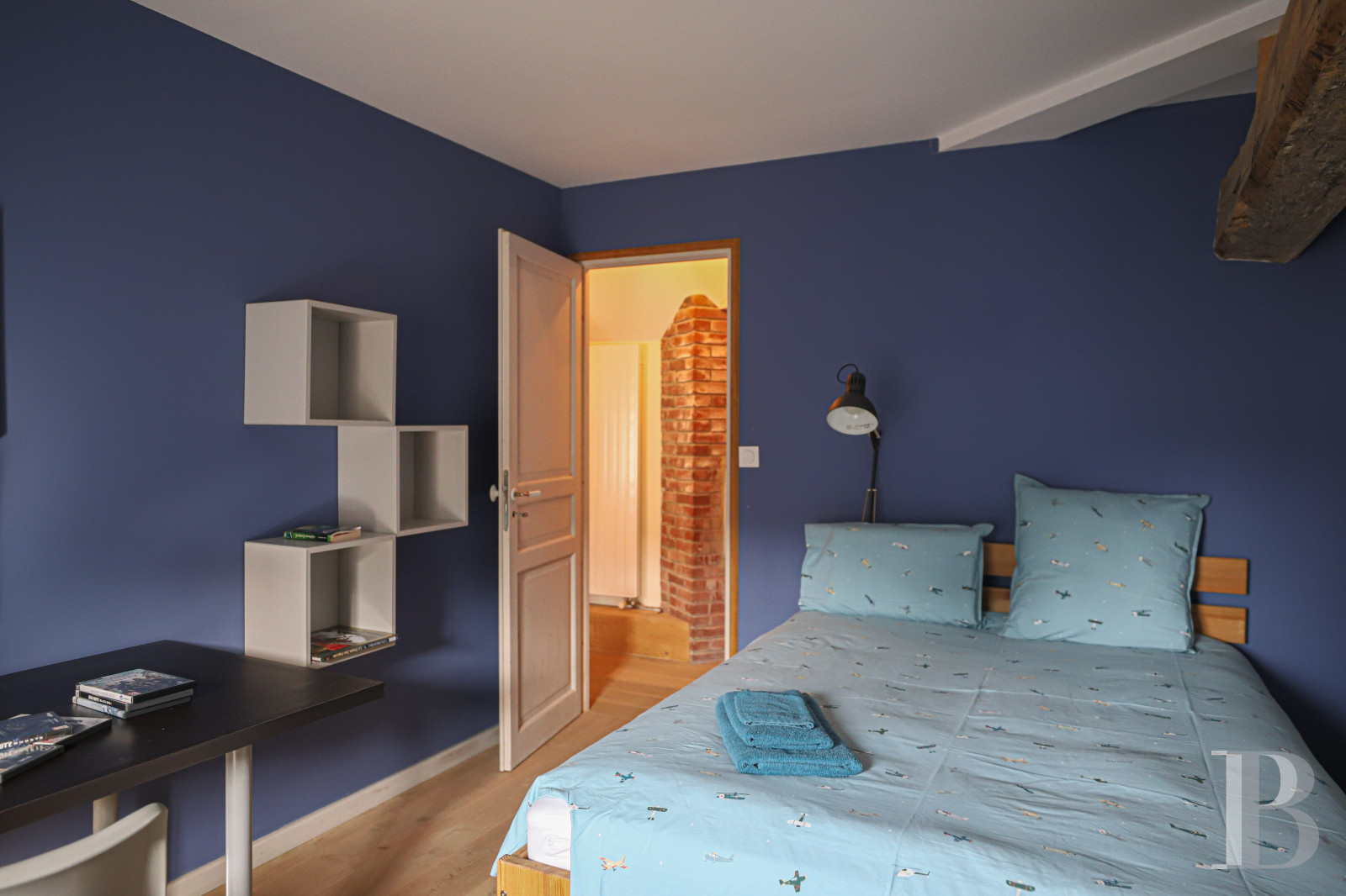 En Normandie, à Falaise, une maison des 17e et 18e siècles au cœur d’un quartier historique - photo  n°22